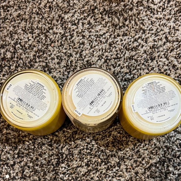 Bath & Body Works Candles set of three - Picture 5 of 5